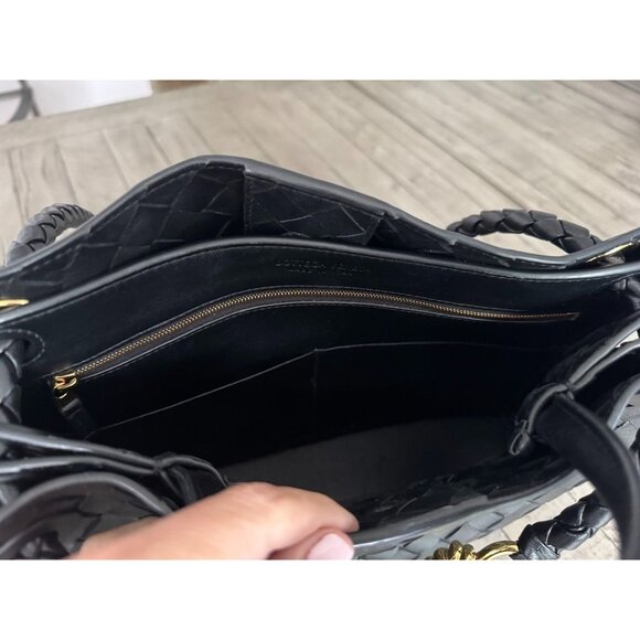 Bottega Veneta Andiamo Medium Top Handle Bag Leather Sliding Crossbody Strap - Picture 11 of 14